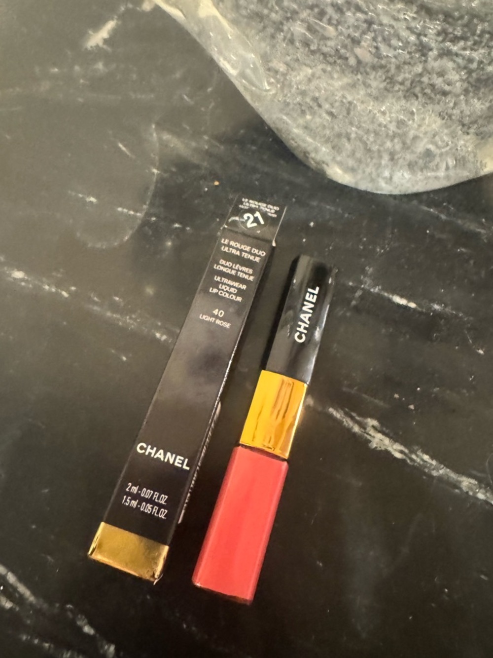 CHANEL Mini Le Rouge Duo - light rose